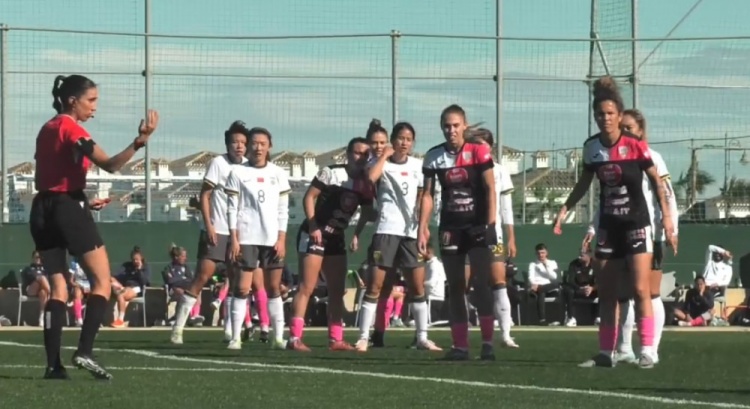  唐佳麗梅開二度、邵子欽破門，中國女足3-2擊敗Alhama俱樂部女足