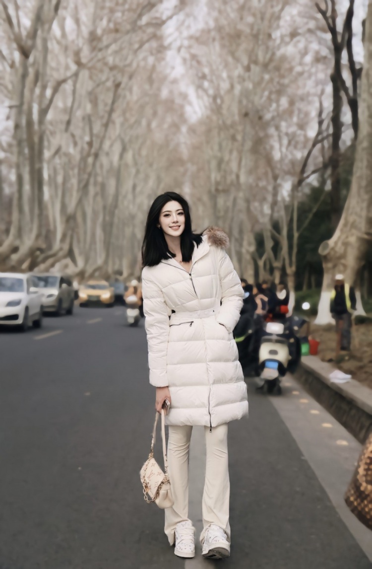  煙雨下江南！卓識游南京：卿言一句梧桐美 吾種梧桐滿京城