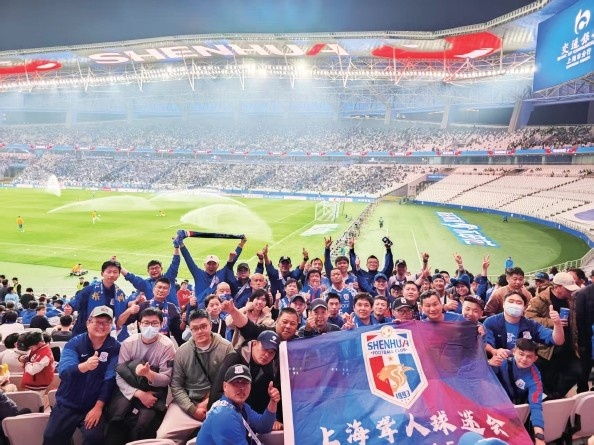  東體介紹上海聾人球迷會：最安靜的助威，最“響亮”的看臺