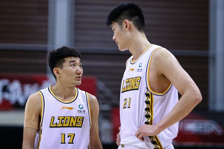  本賽季主場金身告破！張寧上籃絕殺 廣廈12連勝&主場19連勝遭終結(jié)