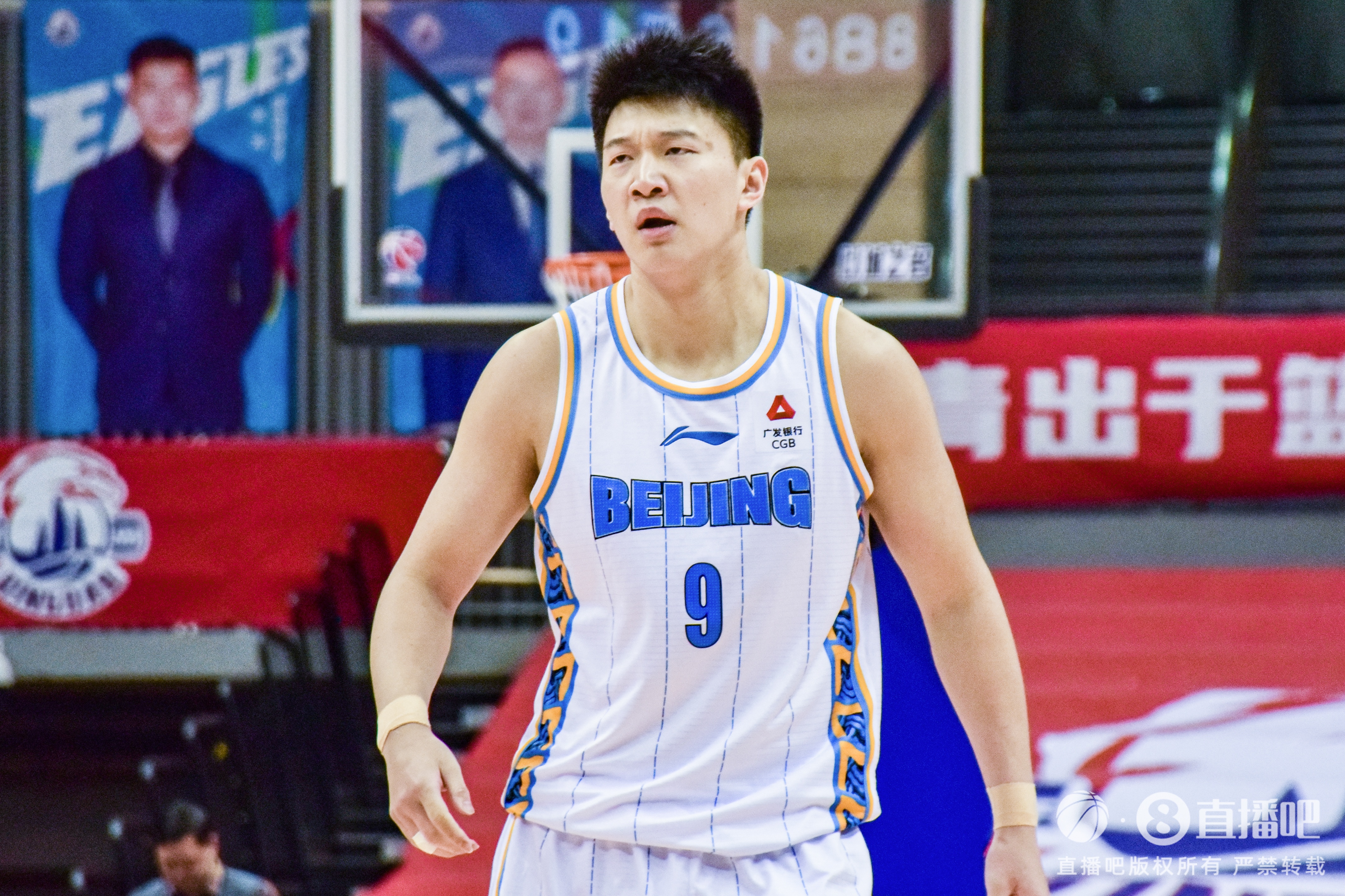  打得可以！雷蒙8中3拿10分2板1助1斷&次節(jié)單節(jié)8分 正負值+19