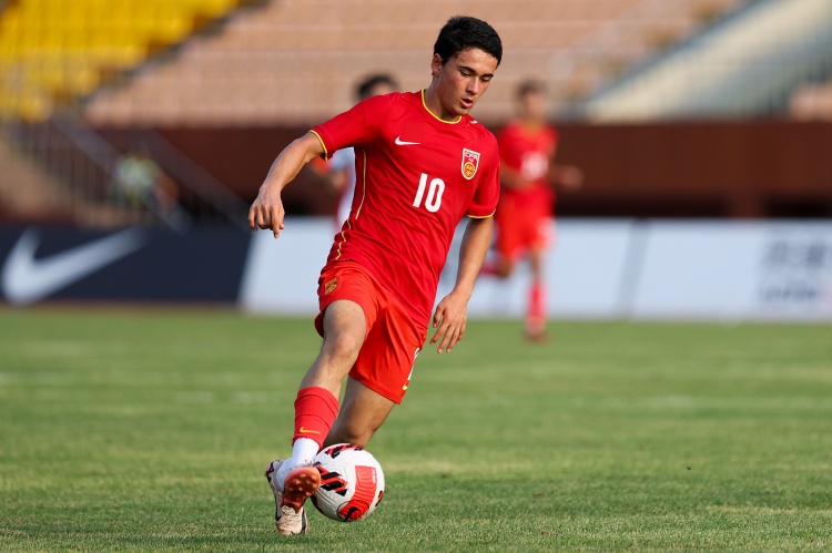  足球報：U17國足集結(jié)開訓(xùn)，將與07年齡段精英隊(duì)進(jìn)行兩場熱身賽